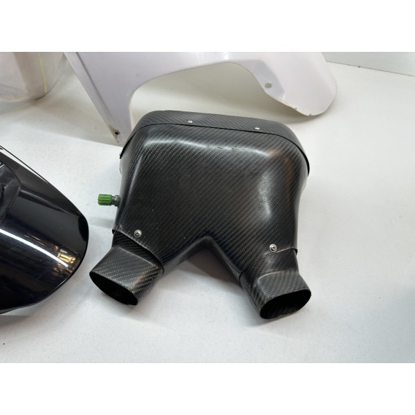 FIBERGLASS FAIRING KIT TRACK FRAMES SUZUKI GSXR...