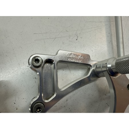 VALTER MOTO CNC KIT REPOSAPIÉS SUZUKI GSXR GSX-R 1000 K1 2001 2002