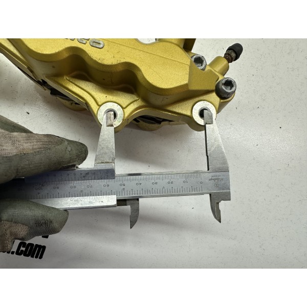 PAIR FRONT BRAKE CALIPERS SUZUKI GSXR GSX-R...