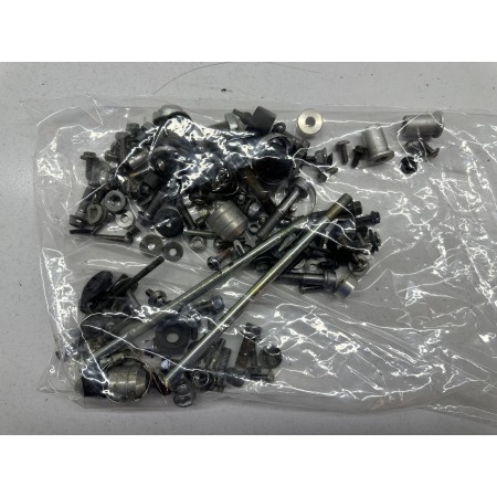 SCREWS KIT FRAME HARDWARE SUZUKI GSXR GSX-R 1000 K1 2001 2002