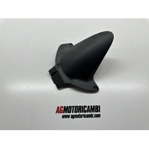 PARAFANGO FORCELLONE RUOTA POSTERIORE HONDA CBR 600 RR... 2