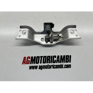 SUPPORT DE VERROUILLAGE DE SELLE HONDA CBR 600 RR PC40... 2