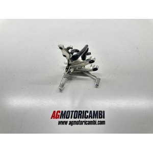 FAHRER FUSSSTÜTZE RECHTS BREMSE HONDA CBR 600 RR PC40... 2