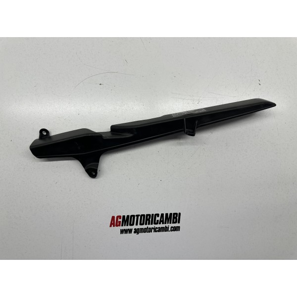 COUVERCLE DE PROTECTION DE CHAINE HONDA CBR 600...