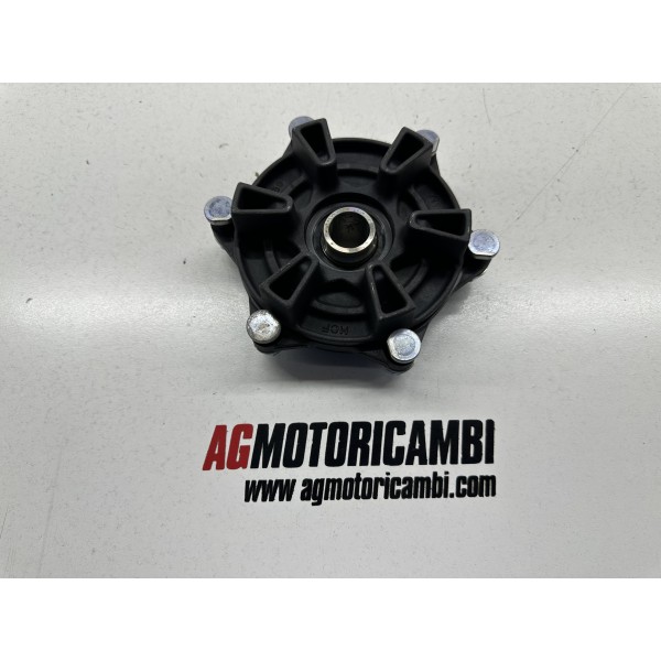 REAR WHEEL HUB SPROCKET HONDA CBR 600 RR PC40...