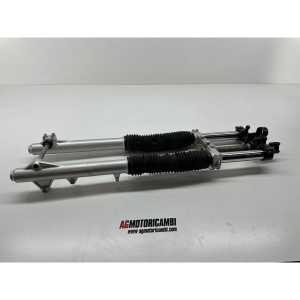 FORCELLA ANTERIORE COMPLETA YAMAHA XT 600 E...