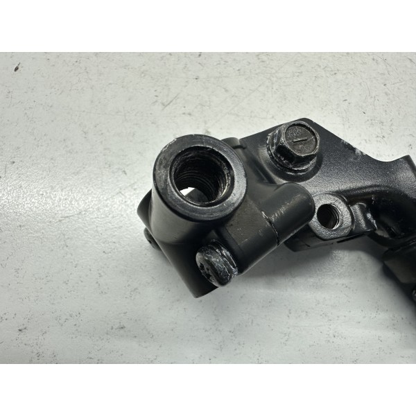 BRACKET SUPPORT CLUTCH LEVER LEFT YAMAHA XT 600...