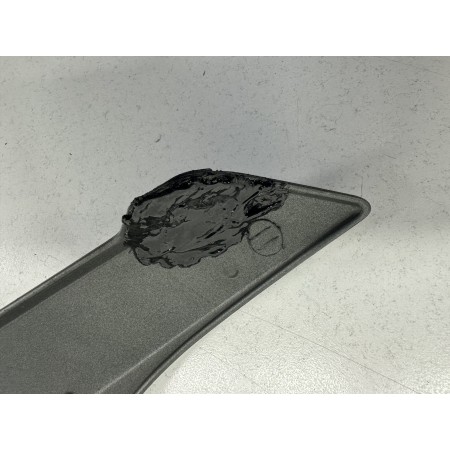 VERKLEIDUNG UNTER DEM RECHTEN SITZ BMW R 1200 R R1200R K27 2006-2011