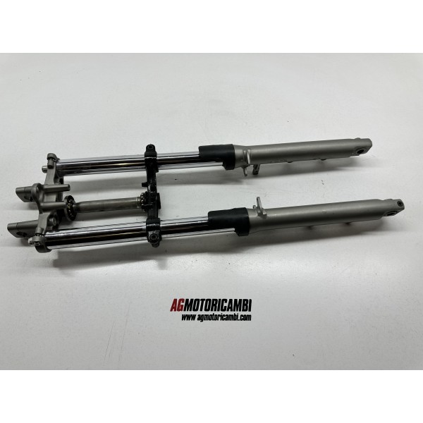 Kopie der HINTERRADFELGE YAMAHA TDM 850...