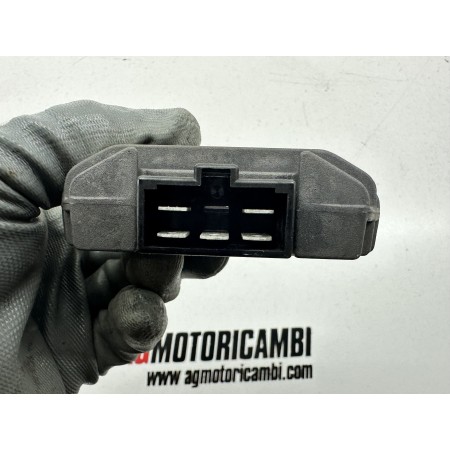 REGOLATORE DI TENSIONE YAMAHA TDM 850 1996-2002 4TX