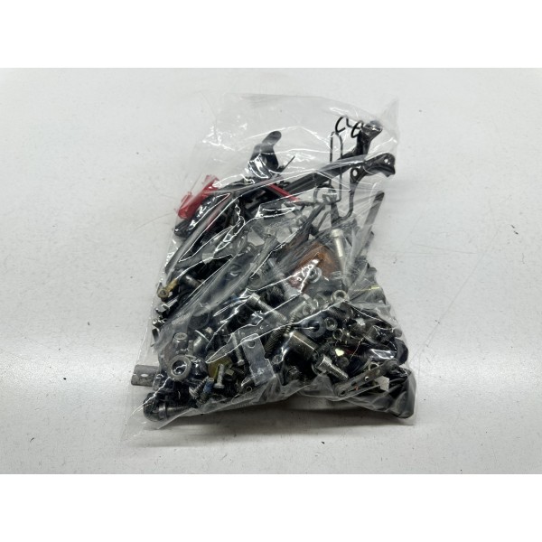 SATZ SCHRAUBEN SCHRAUBEN YAMAHA TDM 850...