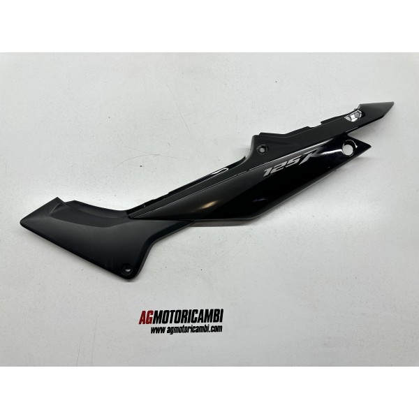 SEITENVERKLEIDUNG HINTEN LINKS HONDA CBR 125 4T...