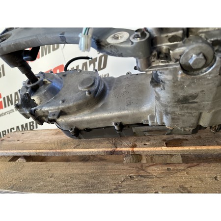 KYMCO AGILITY PLUS 200 i KF40B R16 2014-2017 UNITE MOTEUR COMPLETE