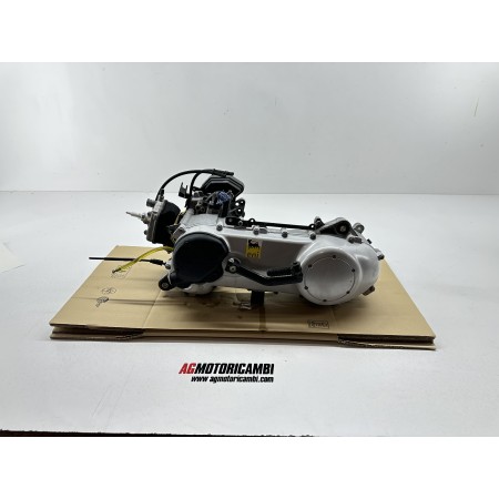 KOMPLETTER MOTORBLOCK C364M PIAGGIO NRG APRILIA SR FABRIK VERGASER H2O