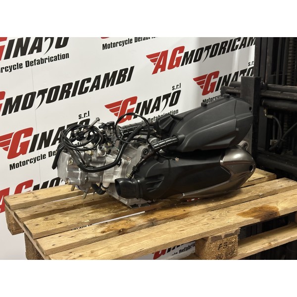 BLOCCO MOTORE COMPLETO SK40 KYMCO DOWNTOWN 200...