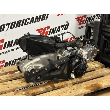 SK40 BLOC MOTEUR COMPLET KYMCO DOWNTOWN 200 4T 2009-2016