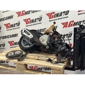 M051M KIT BLOQUE MOTOR COMPLETO PIAGGIO HEXAGON RUNNER...