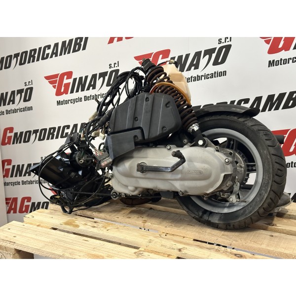 M051M PIAGGIO HEXAGON RUNNER FXR 125 180 2T...