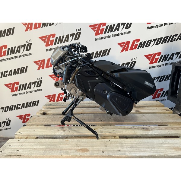 BLOCCO MOTORE COMPLETO SIGLA LC1P53MI VOGE...