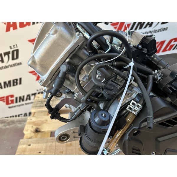 KOMPLETTER MOTORBLOCK CODE LC1P53MI VOGE...