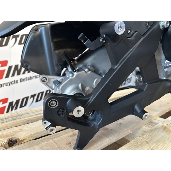 BLOCCO MOTORE COMPLETO SIGLA LC1P53MI VOGE...