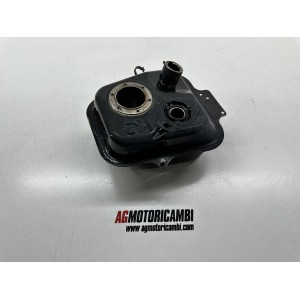 KYMCO AGILITY CARRY R12 EURO 3 RÉSERVOIR DE CARBURANT... 2