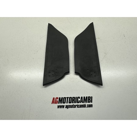 PAR DE ALFOMBRILLAS ESTRIBERAS DERECHAS YAMAHA TMAX T-MAX 500 2008-2011