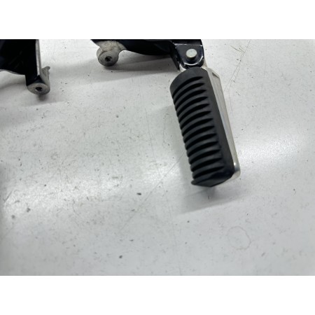 RIGHT REAR FOOT PEDAL LEFT YAMAHA TMAX T-MAX 500 2008-2011