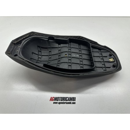 KYMCO AGILITY PLUS 125-150 200 i R16 2014-2017 SADDLE