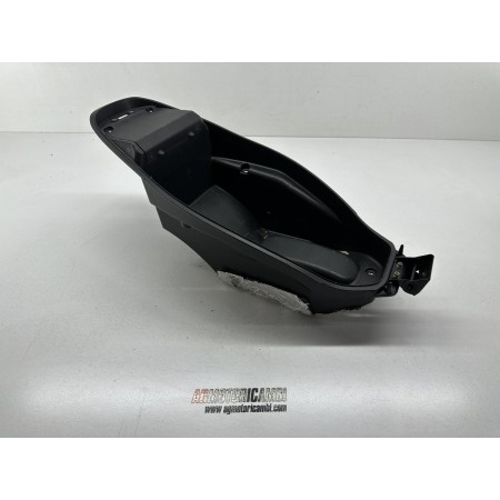 KYMCO AGILITY PLUS 125-150-200 R16 2014-2017 COMPARTIMENT SOUS SIÈGE
