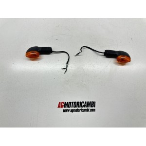PAIRE DE CLIGNOTANTS AVANT YAMAHA YBR 250 2006-2013 22000KM 2