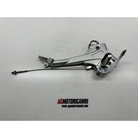 REPOSE-PIEDS FREIN ARRIÈRE DROIT YAMAHA YBR 250 2006-2013 22000KM