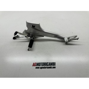 LEFT FOOTPEG LEFT GEARBOX YAMAHA YBR 250 2006-2013 22000KM
