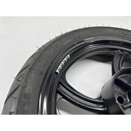 PAR DE LLANTAS CON NEUMÁTICOS NUEVOS YAMAHA YBR 250 2006-2013 22000KM