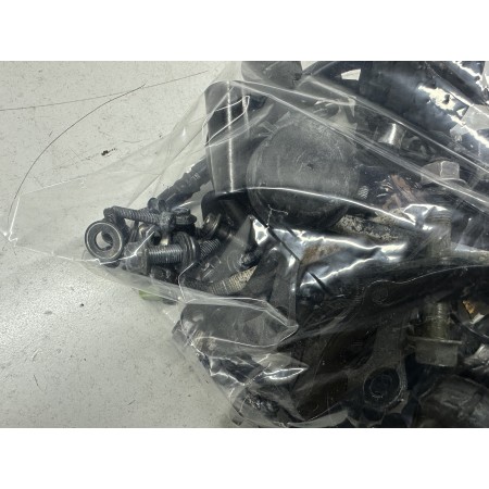 KIT VITI VITERIA BULLONI YAMAHA YBR 250 2006-2013 22000KM
