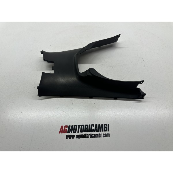 REPOSE-PIEDS PLASTIQUE KYMCO DOWNTOWN 200 300...