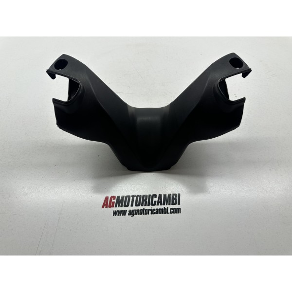 PLASTIC HANDLEBAR COVER KYMCO DOWNTOWN 200 300...