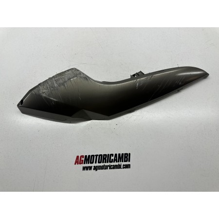 CARÉNAGE SOUS PLANCHE DROITE KYMCO DOWNTOWN 200 300 4T 2009-2016