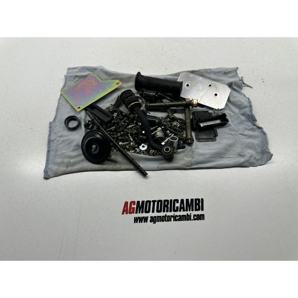 KIT VITI VITERIA BULLONI KYMCO DOWNTOWN 200 300...