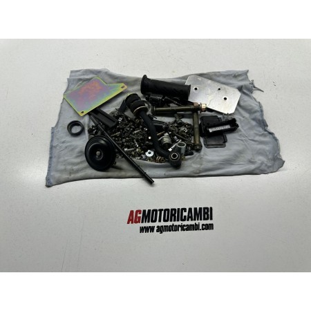 KIT VITI VITERIA BULLONI KYMCO DOWNTOWN 200 300 4T 2009-2016