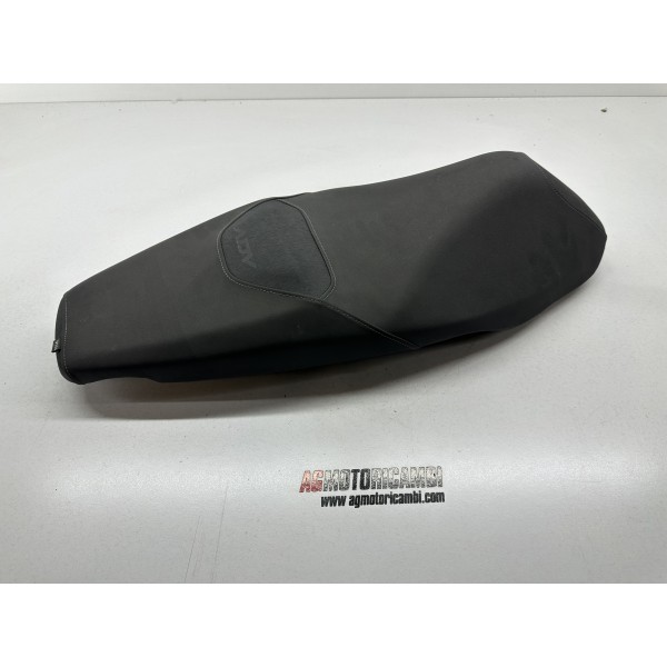 VOGE CHALLENGE SADDLE XR1 ADV 125 2023-2026