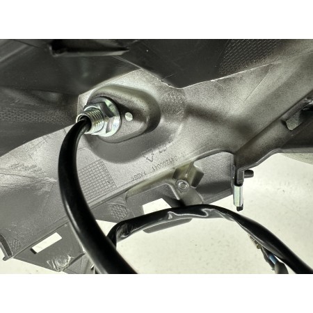 TAPA CARENADO DELANTERO DERECHO INTERMITENTE VOGE CHALLENGE XR1 ADV 125 2023-2026