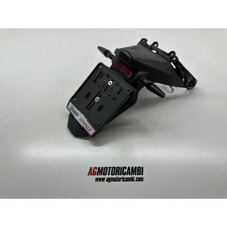 PORTA TARGA PORTATARGA PARAFANGO POSTERIORE VOGE SFIDA XR1 ADV 125 2023-2026