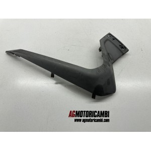 PLASTIC UNDER FOOTBOARD RIGHT YAMAHA X-MAX XMAX 250...