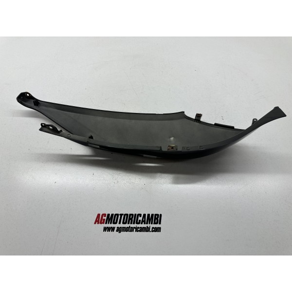 FAIRING RIGHT REAR SIDE PANEL RIGHT YAMAHA...