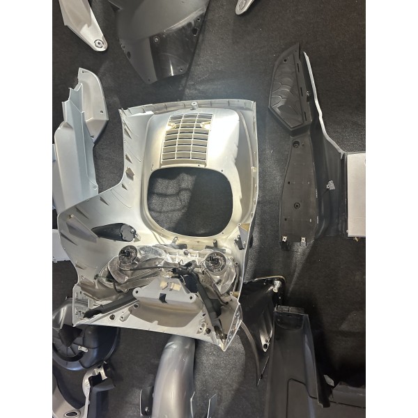 MALAGUTI MADISON 125 S 2002-2006 VERKLEIDUNG...