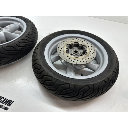 RUEDA DELANTERA TRASERA NEUMATICOS NUEVOS MALAGUTI MADISON 125 S 2002-2006