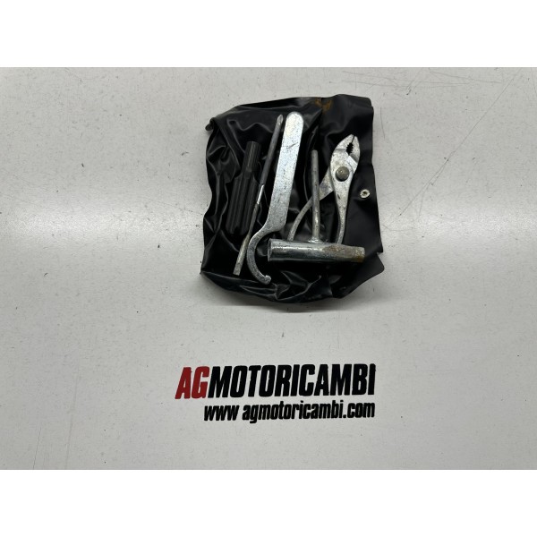 WERKZEUGE GEBRAUCH UND WARTUNG MALAGUTI MADISON...