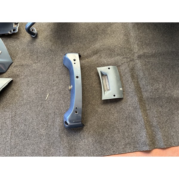 KIT FAIRING PLASTIC SHIELD SIDE PANELS PIAGGIO...