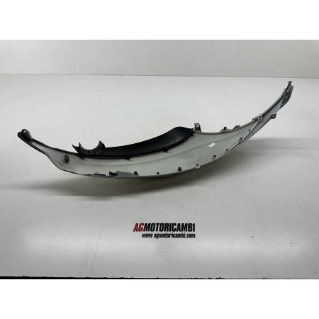 CARENADO TRASERO DERECHO PIAGGIO BEVERLY 300 MA21M 2010-2016